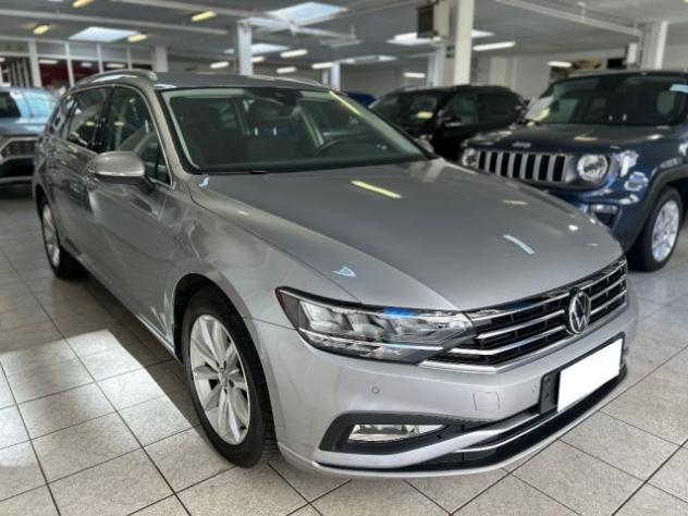 VOLKSWAGEN Passat Variant 2.0 TDI SCR EVO DSG Business rif. 23464793
