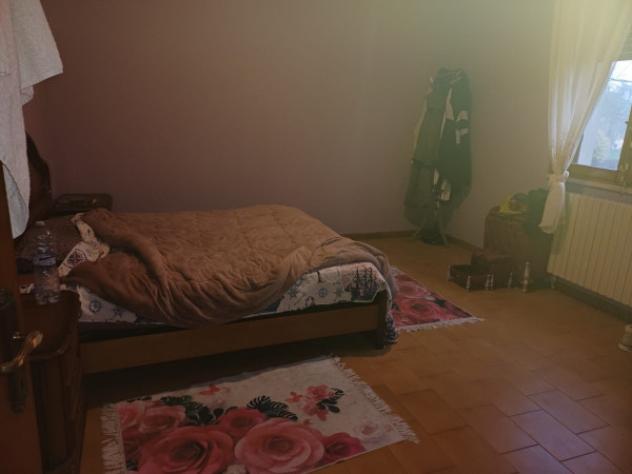 Casa indipendente di 110 m² con 4 locali e box auto in vendita a Mirandola - Foto 10
