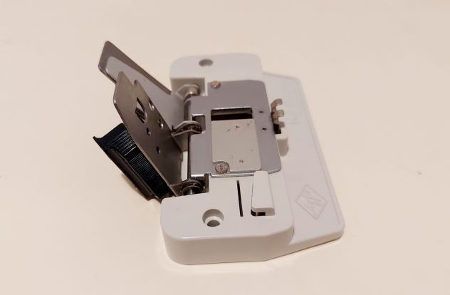 GIUNTATRICE AGFA KLEBEPRESSE K8 SUPER MADE IN GERMANY CON SCATOLA NUOVA - Foto 4