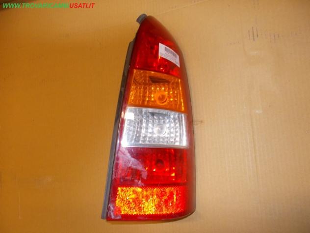 FANALE POST.D. ROSSO / ARANCIO OPEL ASTRA (T98) 3p / 5p / SW  Parti elettriche  Fanaleria  Fanali  Fanale post. sx. OPEL - ASTRA F - 01-03-1998 - 01-0
