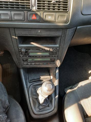 Volkswagen Golf 1.4 16V cat 5 porte Air Ok neopatentati - Foto 5