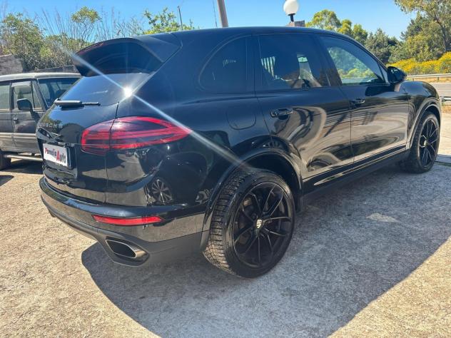 Porsche Cayenne 3.0 Diesel Platinum Edition - 2018 - Foto 4
