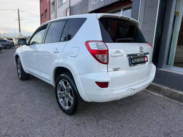Toyota RAV4 RAV4 Crossover 2.2 d-4d Executive 150cv auto - Foto 3