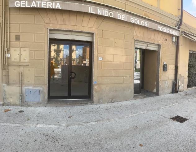 Negozio in vendita a Ponsacco 70 mq Rif: 1450413