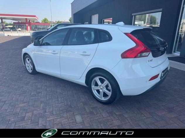 VOLVO V40 D2 Geartronic Business rif. 24003220 - Foto 4