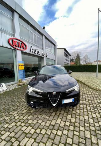 Alfa Romeo Stelvio 2.2 Turbodiesel 210 CV AT8 Q4 Super - Foto 2