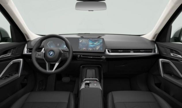 BMW iX1 eDrive 20 X-Line Pure Edition rif. 23739458 - Foto 4