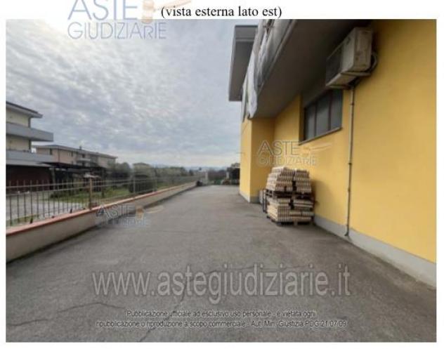 IMMOBILI-IMMOBILE COMMERCIALE-Via Casello n. 54 - Foto 3