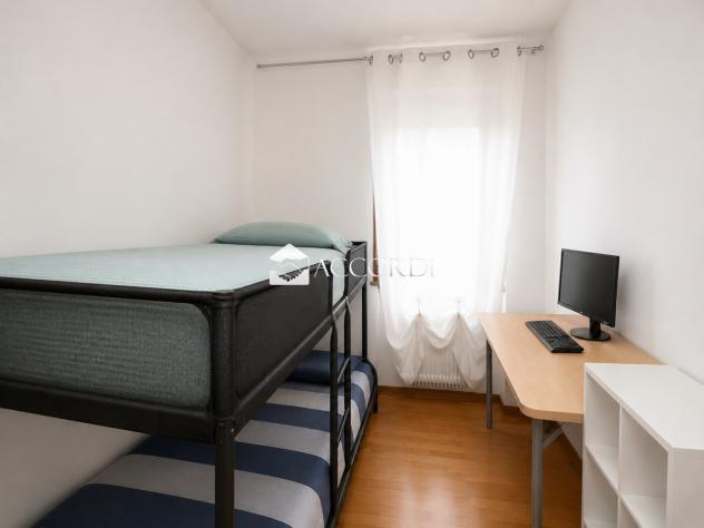 APPARTAMENTO di 3 vani e di 72 mq (PAESE) rif. PE14 - Foto 15