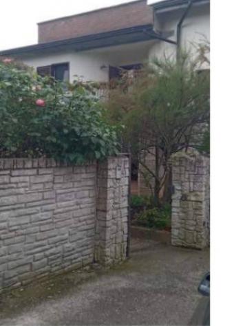 Immobile in asta di 342 m² con più di 5 locali e box auto in vendita a Picerno