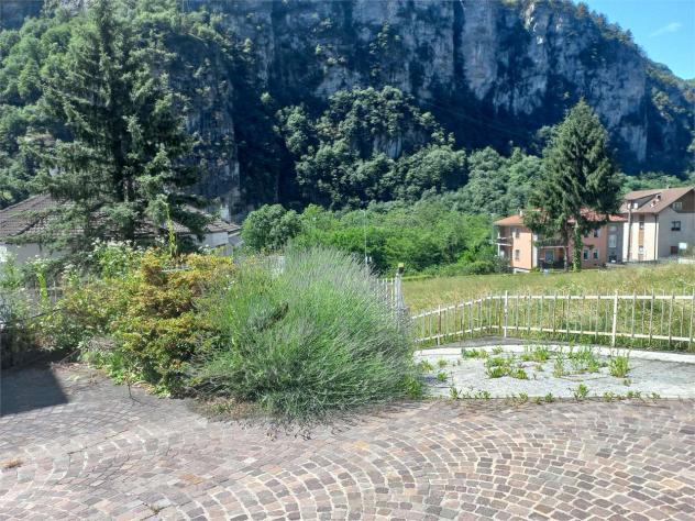 V000550 - VILLA CON 2 APPARTAMENTI GIARDINO E GARAGE - Foto 10