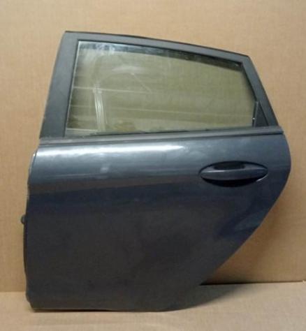 PORTA POST. SX GRIGIO SCURO MET. C/ALZ. ELETTR. E SERR. 999-U1294033 Carrozzeria Lamierati esterni Porte Porta post. sx. FORD - FIESTA - 01-12-2008