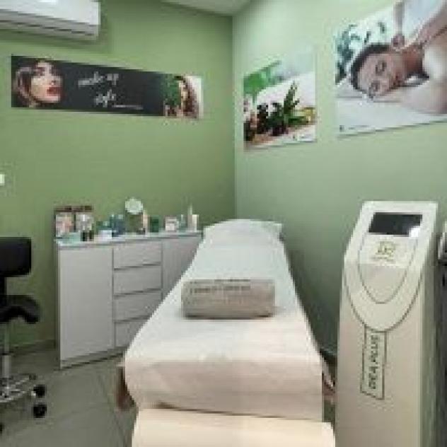 Farmacia Calatafimi Sanitaria Centro di Estetica Veterinaria - Foto 3