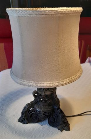 lampada da tavolo in ghisa con paralume in stoffa - Foto 3