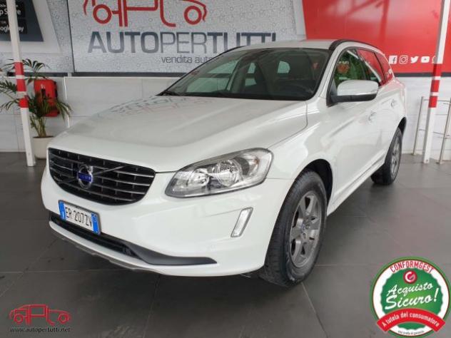 VOLVO XC60 D4 AWD Momentum rif. 20084239 - Foto 2