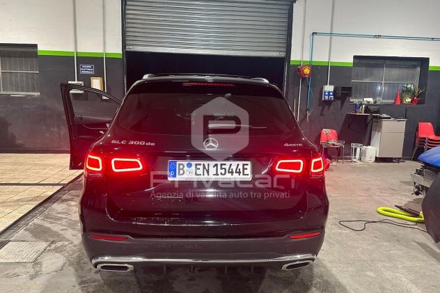 MERCEDES GLC 300 d 4Matic Premium Plus - Foto 9