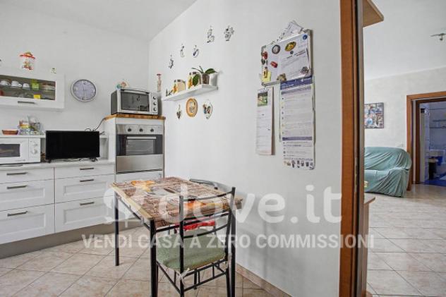 Appartamento di 87 m² con 3 locali e box auto in vendita a Castronno - Foto 7