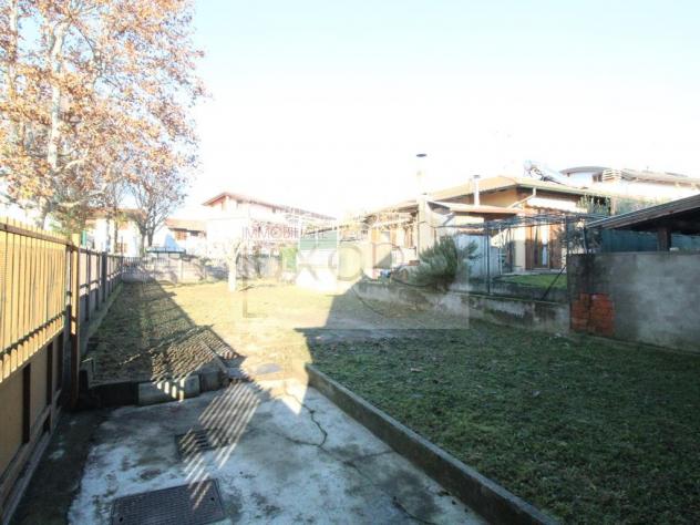 Porzione di casa semi indipendente da ristrutturare con giardino a Sovico - Foto 17