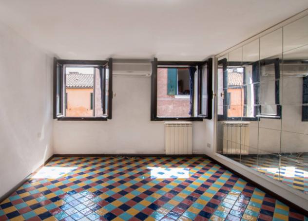 Appartamento di 38 m² con 2 locali in vendita a Venezia - Foto 2
