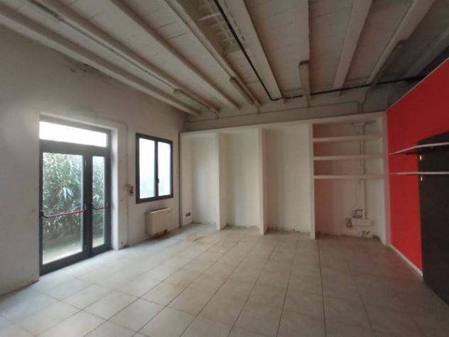Immobile di 250 m² con 4 locali in affitto a Cavezzo - Foto 7