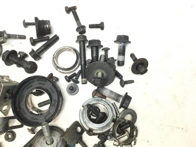 SUZUKI BURGMAN UH 200 KIT VITI E BULLONI ASSORTITI TELAIO 2008 CD111 - Foto 3