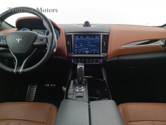 MASERATI Levante V6 Diesel 275 CV AWD Gransport rif. 19959745 - Foto 9