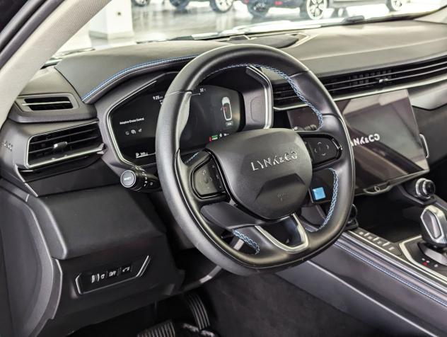 Lynk & Co 01 01 1.5 192KW PHEV DCT 6.6 KW OBC - Foto 7