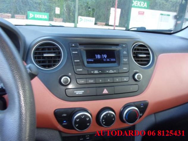 HYUNDAI i10 1.0 MPI Comfort rif. 23804688 - Foto 4