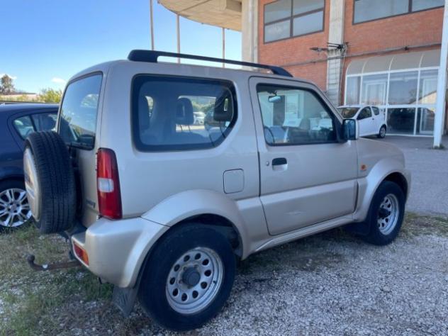SUZUKI Jimny 1.5 DDiS cat 4WD JLX rif. 23411662 - Foto 5