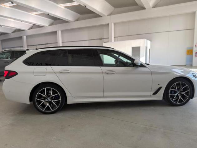 BMW 520 d 48V xDrive Touring Msport rif. 24130988 - Foto 8