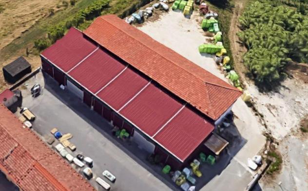 Capannone commerciale in vendita a Castelnuovo Magra 600 mq Rif: 1141470