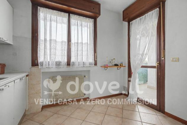 Appartamento di 102 m² con 3 locali e box auto in vendita a Lonate Pozzolo - Foto 5