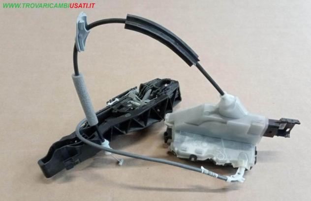 SERRATURA PORTA POST.D. 6 PIN  Carrozzeria  Lamierati esterni  Porte  Serratura porta p CITROEN - C3 - 01-11-2016 -
