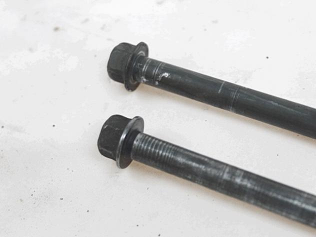 SET PERNI SUPPORTO MOTORE YAMAHA FZX 750 1987 - 1998 901051040700 ENGINE HOLDER AXLES - Foto 2