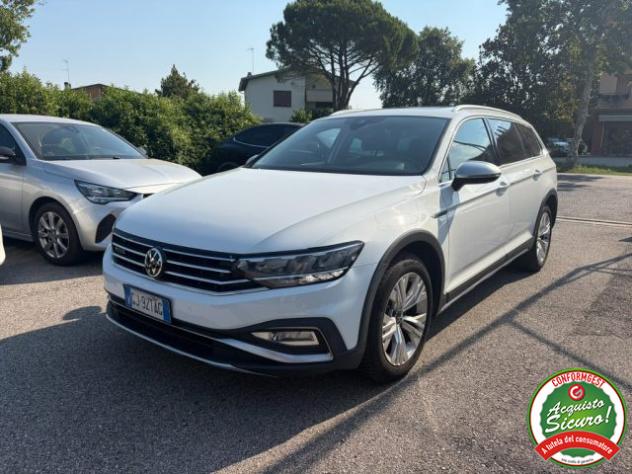 VOLKSWAGEN Passat Alltrack 2.0 TDI SCR DSG Business rif. 23880325
