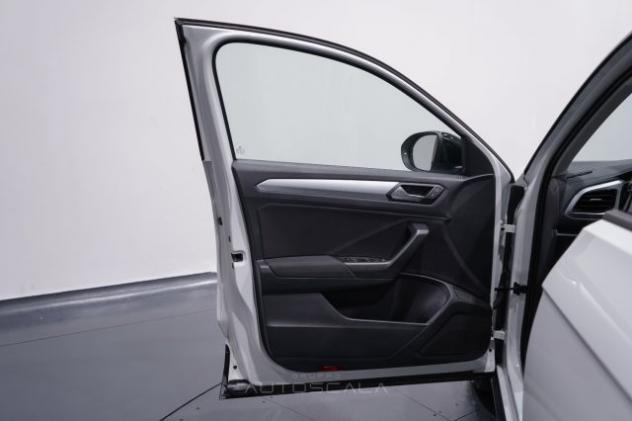 VOLKSWAGEN T-Roc 1.5 TSI 150cv ACT DSG Life rif. 21848787 - Foto 9
