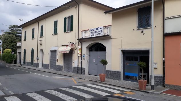 Palazzo 16 camere, ideale B.B. Ostello, affittacamere
