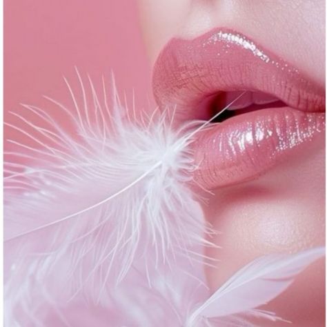 MASSAGGIO &amp;BENESSERE  Fermati un attimo, e dedica una pausa di relax per te Tel:3299185361