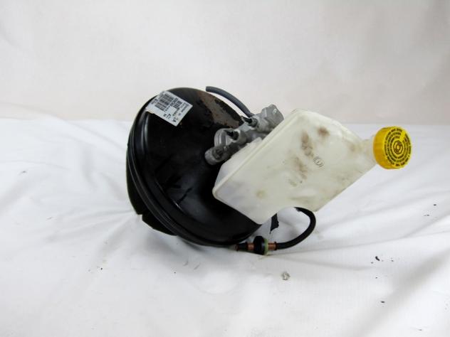 0204705492 SERVOFRENO CITROEN C3 1.4 D 50KW 5M 5P (2011) RICAMBIO USATO CON POMPA COMANDO FRENI CILINDRO MAESTRO E VASCHETTA 9672460680