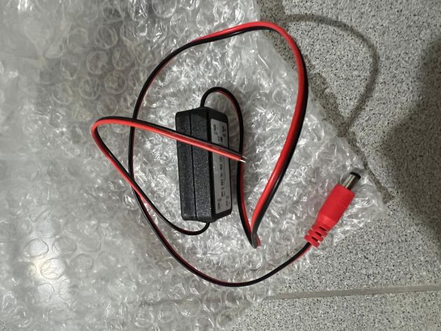 Relè correttore di tensione per videocamera auto - Foto 2