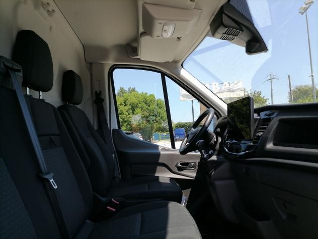Ford Transit 350 fwd 2.0 ecoblue 130cv trend L2H2 - Foto 6