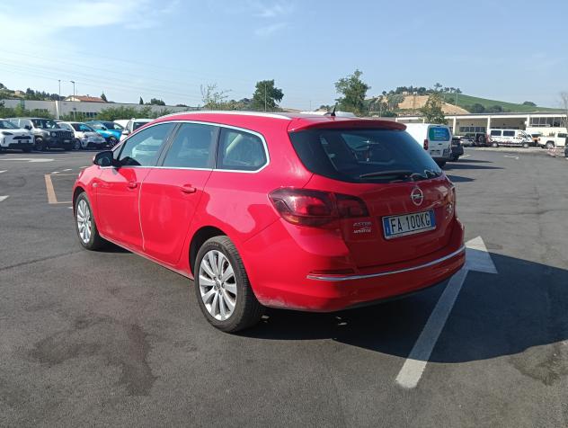 Opel Astra 1.4 100CV Sports Tourer Ecotec - Foto 3