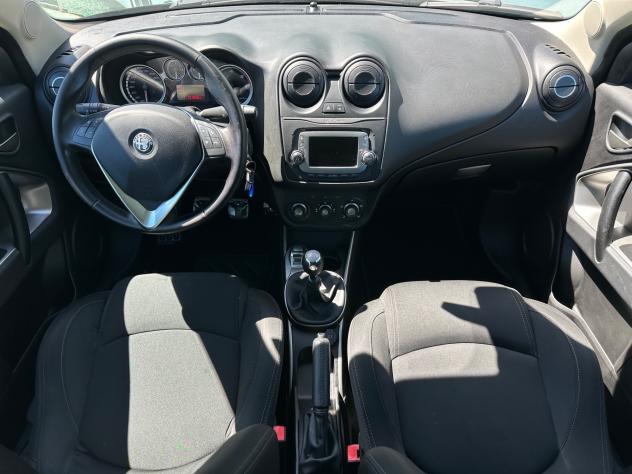 Alfa Romeo Mito 1.3 JTDm 95cv Super 2016 - Foto 6