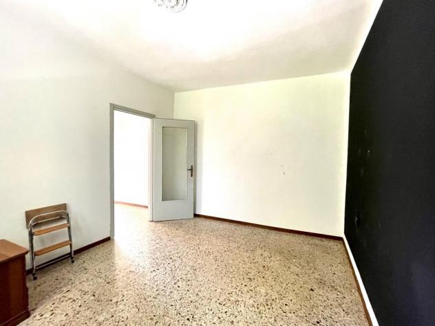 libero subito.. rande 2 locali + servizi - no spese - Foto 4