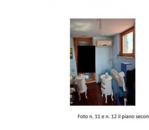 Immobile in asta di 196 m² con più di 5 locali e box auto in vendita a Marino - Foto 9