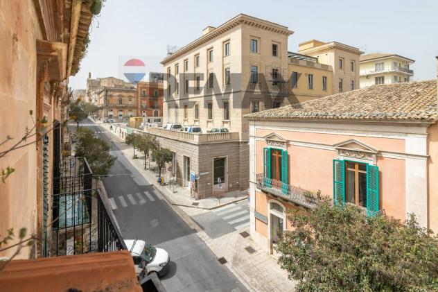 Casa Indipendente in vendita a Ragusa, Centro
