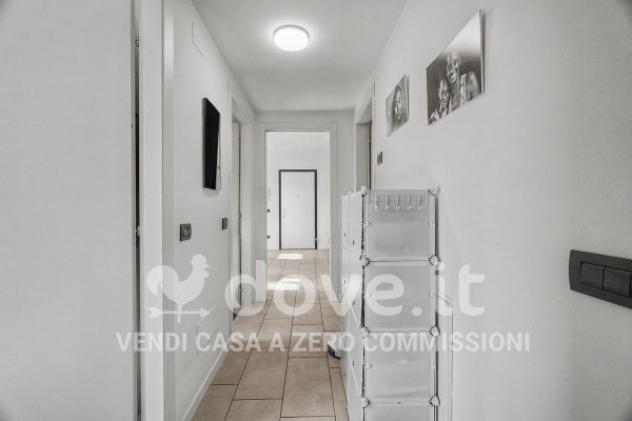 Appartamento di 84 m² con 3 locali e box auto in vendita a Uggiate con Ronago - Foto 15