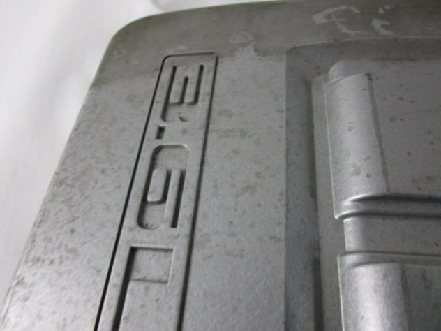 12583604 RIVESTIMENTO COVER COPRI MOTORE CADILLAC SRX 3.6 B 4X4 190KW AUT 5P (2005) RICAMBIO USATO LEGGERMENTE STRISCIATO (VEDI FOTO) - Foto 3