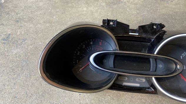 Quadro strumenti Renault Clio1.5DCI 4^serie del 2018 (248100383R) - Foto 2