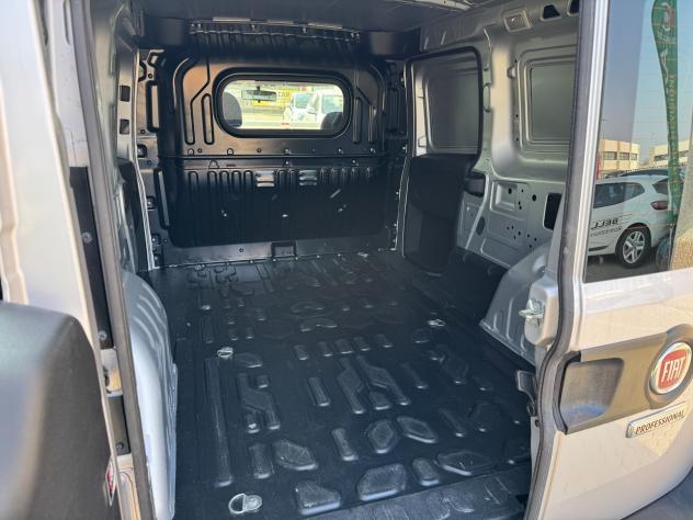 Fiat Doblo Dobl1.6 MJT 105CV S&S PL-TN Cargo Maxi Lounge - Foto 10